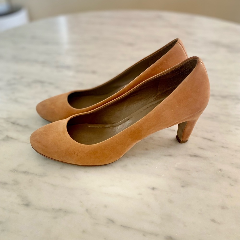 Camel 🐪 suede Ecco classic pump Sz 41 10